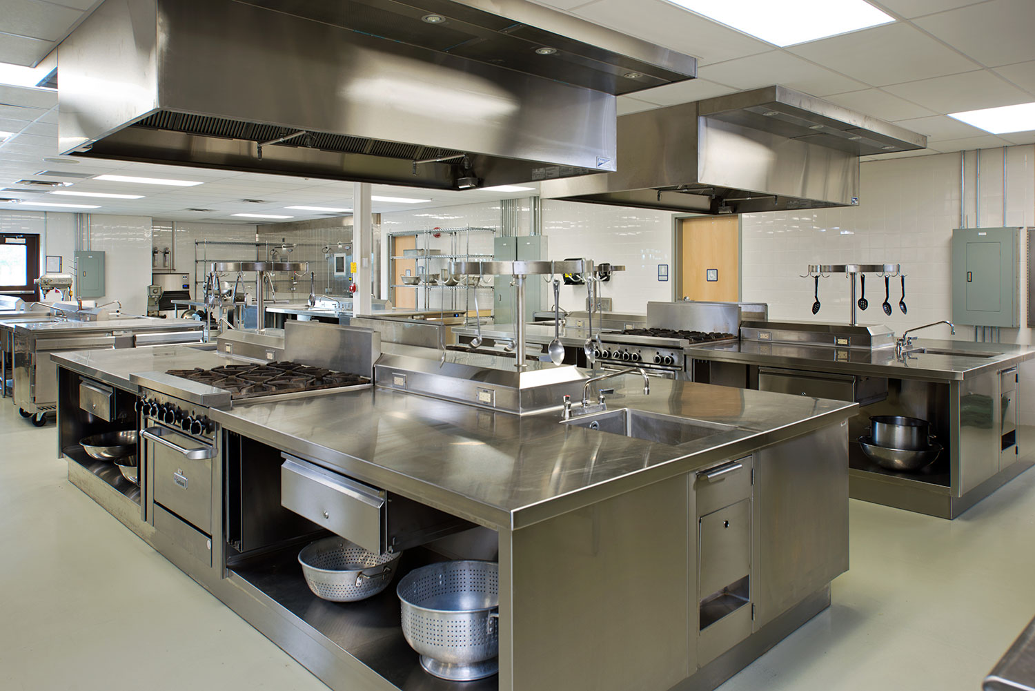 Multi-occupational teaching areas design by Mosaic for CiTi BOCES include a teaching kitchen.